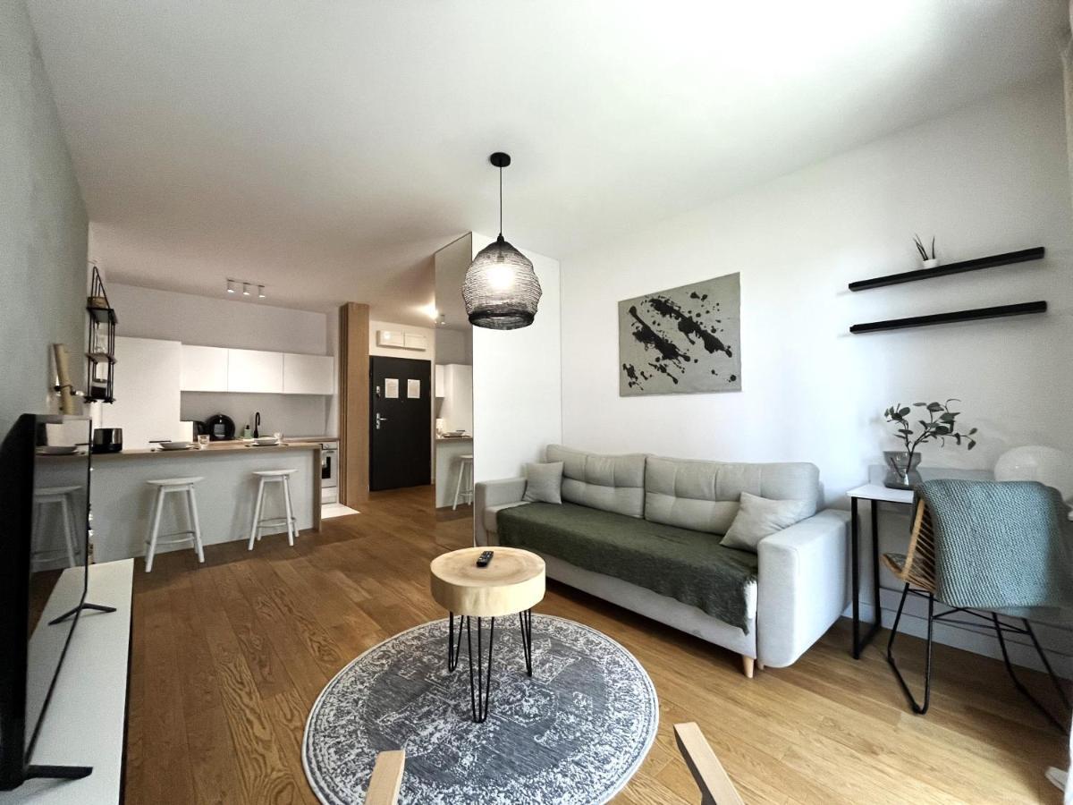 Mieszczanska Apartment ~ Self Check-In 24H ~Parking And Lift فروتسواف المظهر الخارجي الصورة