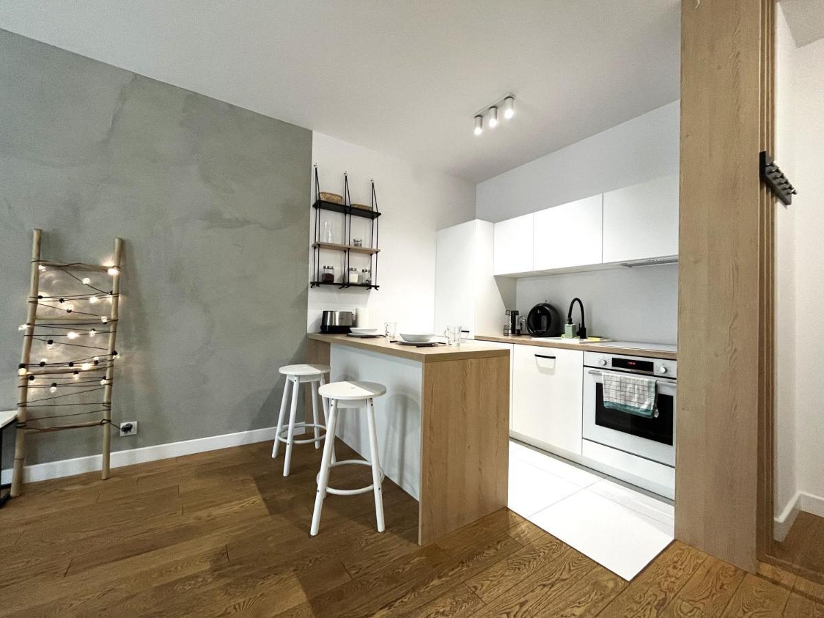 Mieszczanska Apartment ~ Self Check-In 24H ~Parking And Lift فروتسواف المظهر الخارجي الصورة