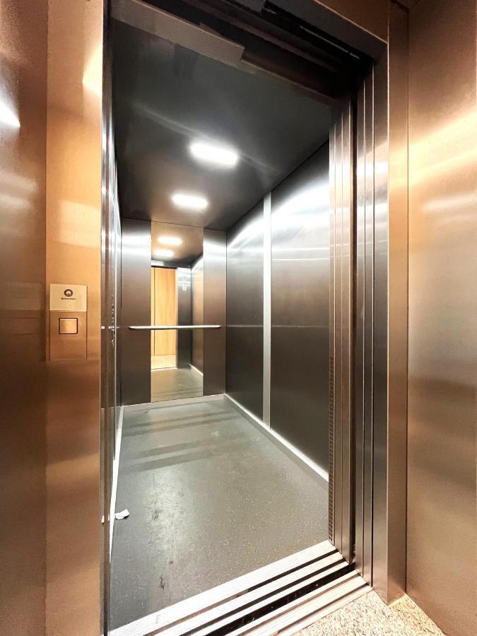 Mieszczanska Apartment ~ Self Check-In 24H ~Parking And Lift فروتسواف المظهر الخارجي الصورة