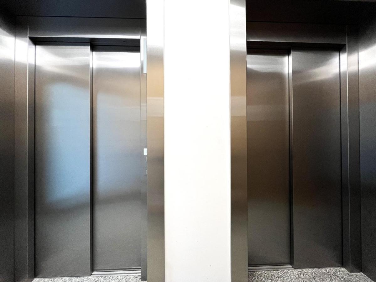 Mieszczanska Apartment ~ Self Check-In 24H ~Parking And Lift فروتسواف المظهر الخارجي الصورة